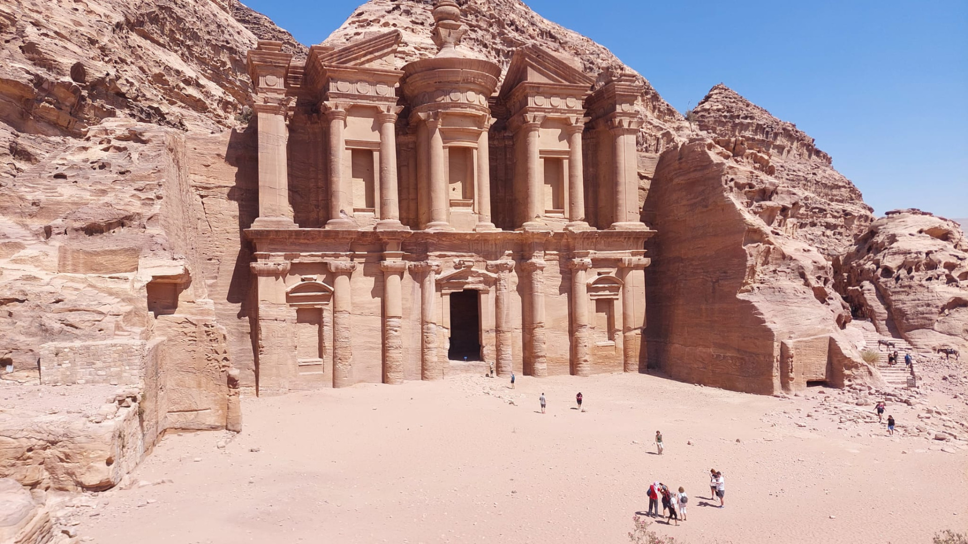 monastero, uno dei monumenti più belli della Giordania a Petra